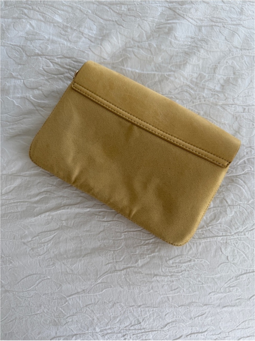 H&M Mustard Yellow Chain Strap Suede Crossbody Clutch - Picture 7 of 8